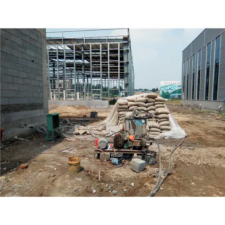 金乡地基下沉注浆加固施工